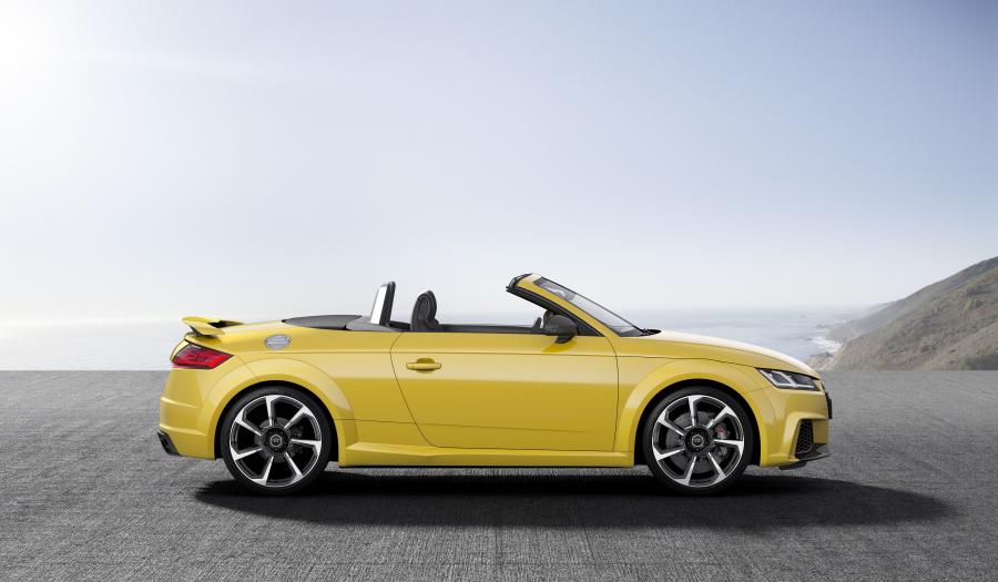  Audi TT RS Roadster (8S) 2016 года  (WW) (фото 22 из 57)